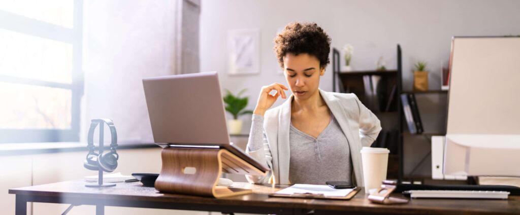 Improving Posture and Spinal Health: The Role of Ergonomics